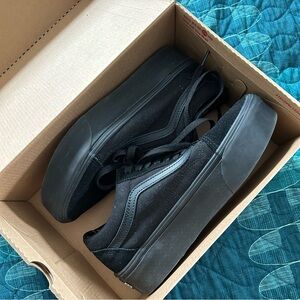 Vans Old Skool Stac Black Platform shoe